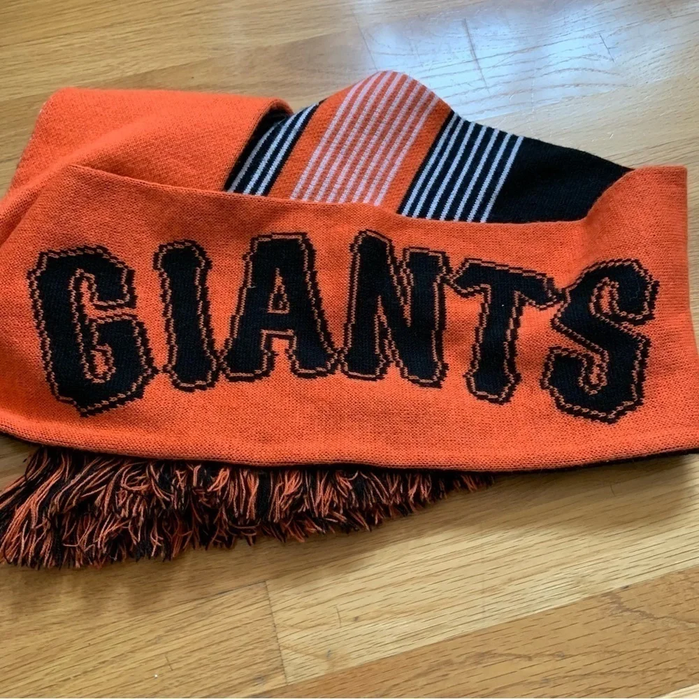 MLB SF San Francisco Giants Baseball Bay Area Stadium Fan Apparel Scarf
